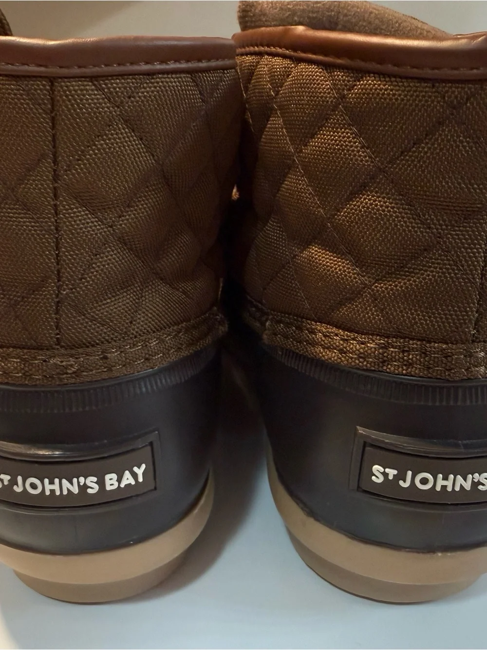 St. Johns Bay durable lace